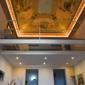https://attico-ginas-apartment.catania-hotels.net